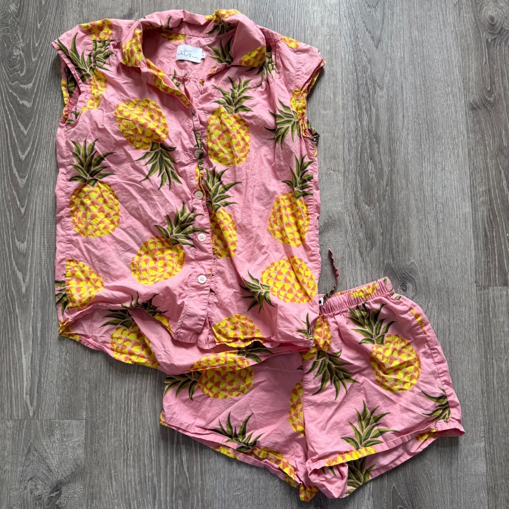 The Cats Pajamas Pink Pineapple Pajama Set Cap Sleeve Top and Shorts Size S